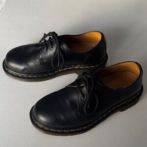 Dr. Martens Black Leather Oxfords size 5